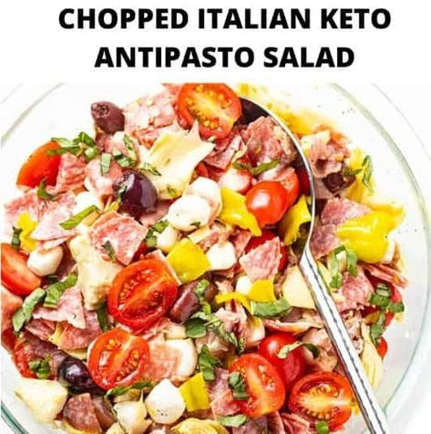 CHOPPED ITALIAN KETO ANTIPASTO SALAD. The BEST salad recipe! In just TEN minutes, with an antipasto salad dressing Ketofocus Recipes, Keto Antipasto Salad, Antipasto Salad Dressing, Keto Antipasto, Easy Antipasto Salad, Antipasto Recipes, Take A Meal, Carb Sides, Italian Antipasto