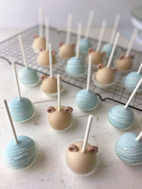 Cake Pop Baby Shower Boy, Cake Pops Baby Shower Boy, Blue Baby Shower Cake, Animal Cake Pops, Teddy Bear Baby Shower Theme, Bear Baby Shower Cake, Bear Baby Shower Theme, Baby Shower Cake Pops, Blue Teddy Bear