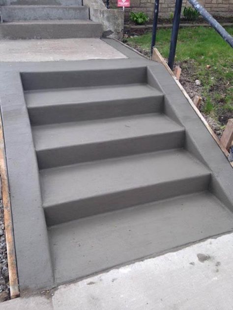 Concrete Steps With Railing, Poured Concrete Steps, Concrete Steps On Hillside Sloped Yard, Landscape Stairs Sloped Yard, Concrete Steps Ideas, Concrete Stairs Outdoor, Steps Backyard, Backyard Steps, Concrete Sleeper Retaining Walls