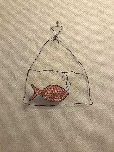 Fil Di Ferro Ideas, Drawing Of A Fish, Wire Figures, Bag Drawing, Wire Art Sculpture, Art Wire, Wire Flowers, Drawing Simple, 3d Pen