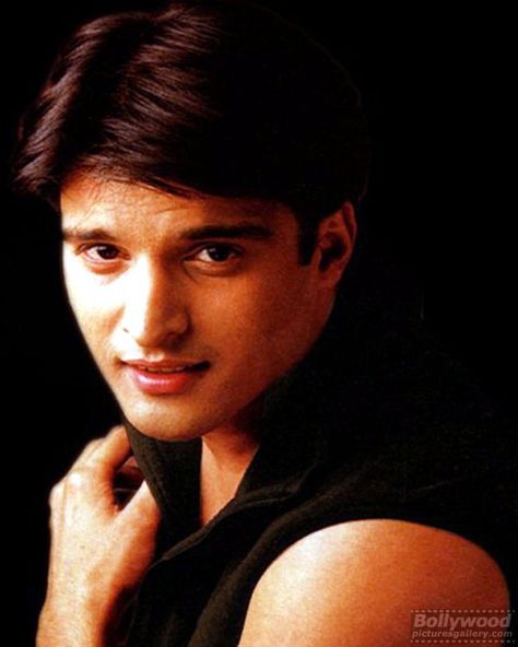 Jimmy Shergill, Vintage Bollywood Aesthetic, Anushka Photos, Soft Boy, Classy Men, Vintage Bollywood, 90s Aesthetic, Cute Celebrity Guys, Film Awards