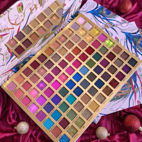 Jump into exotic vibes!🙈✨complete your giant palette collection of our exotic pop palette features 88 bright and shining shades.⭐💖 Big Eyeshadow Palette, Korean Eye, Makeup Eyeshadow Palette, Korean Eye Makeup, Eye Makeup Techniques, Palette Makeup, High End Makeup, Eyeshadow Pallets, Eyeshadow Palettes