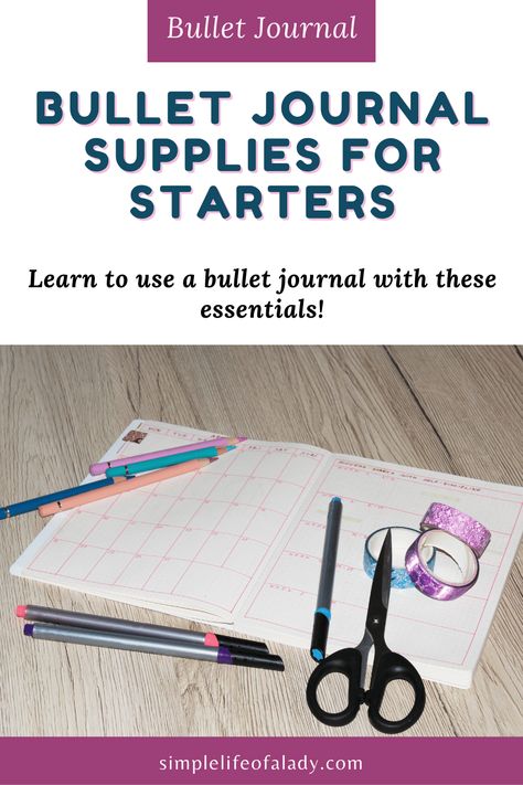 What bullet journal supplies do you need so you can have a great experience even when you're just still trying out? Let this list be your guide! Best Bullet Journal Pens, Bullet Journal Supplies, Simple Notebook, Grid Journals, Bullet Journal Notebook, Journal Supplies, Best Pens, Cool Notebooks, Stamp Pad