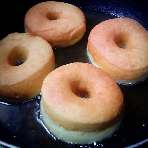 Soft and Fluffy Doughnuts - Recipes by Dolapo Grey Traditional Doughnut Recipe, Instant Yeast Doughnut Recipe, Donut Recipe Yeast, Instant Yeast Desserts, Yeast Donut Recipe Fried, The Best Donut Recipes, Best Yeast Donut Recipe, Best Homemade Donuts Ever, Yeast Doughnut Recipe Fried