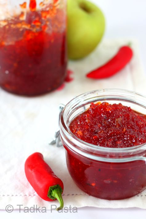 Red Hot Pepper Jelly Chili Jam Recipe, Chili Jam, Fresno Peppers, Pepper Jelly Recipes, Fresno Chili, Jalapeno Jelly, Water Crackers, Hot Pepper Jelly, Plain Water