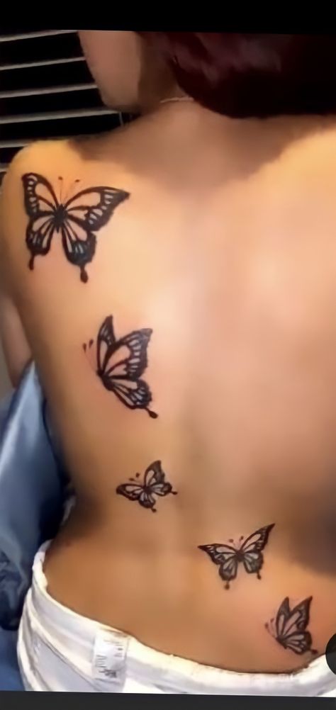 Spinal Tattoo Women, Butterflies Tattoos, Spinal Tattoo, Piercings Ideas, Cute Tats, Butterfly Tattoos For Women, Spine Tattoos For Women, Pretty Tattoos For Women, Butterfly Tattoos