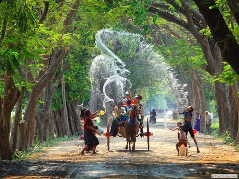 4 most fascinating water festivals in Southeast Asia Water Festival, Theravada Buddhism, Vietnam Holidays, Myanmar Travel, Inle Lake, Vietnam Tours, Burmese, Tour Packages, Southeast Asia