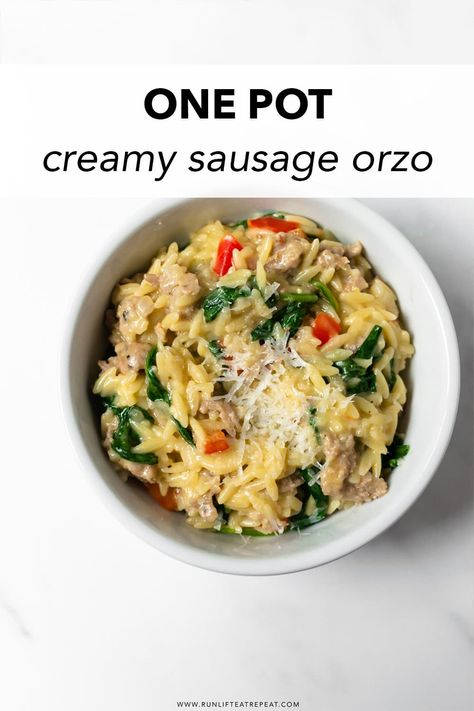 A quick and easy dinner recipe that delivers! This one pan Italian sausage orzo is made with with red bell peppers, onions, garlic, orzo, chicken broth, cream, parmesan, and spinach. It's perfect for busy weeknights— minimal effort and minimal clean up! Italian Sausage Orzo, Sausage Orzo, Garlic Orzo, Orzo Spinach, Orzo Recipes, Ground Italian Sausage, Red Bell Peppers, Easy Dinner Recipe, One Pot Dinner