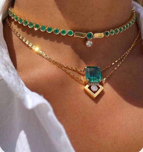 High Fashion Jewelry, Diamonds Necklace, Jewelry Aesthetic, Jewelry Boutique, Dope Jewelry, Classy Jewelry, Fancy Jewellery, Jewelry Lookbook, Stacked Jewelry