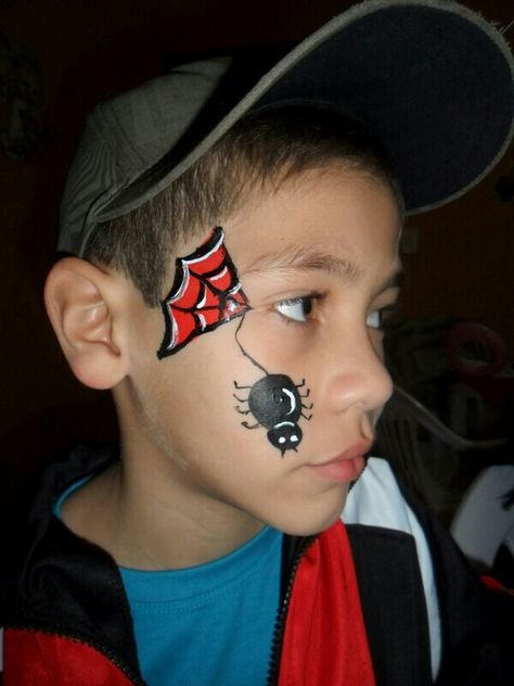 A Spider Face Painting, Face Painting Tips, Face Painting For Boys, Butterfly Face Paint, Cheek Art, Girl Face Painting, Butterfly Face, Face Painting Easy, Kids Face Paint