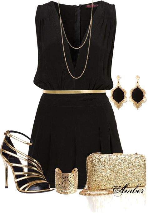 Black and Gold for a night out, New Years outfit in Miami? Maybe not the gaudy jewelry and something more delicate! The necklace is adorable though Black And Gold Outfit, Fashion Designers Famous, Gold Outfit, New Years Outfit, Eve Outfit, Elegante Casual, New Years Eve Outfits, Famous Fashion, Night Out Outfit