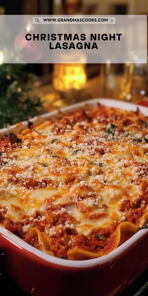 Warm up on Christmas night with this delicious lasagna! Simple, satisfying, and packed with Italian flavors, this recipe is a holiday hit for the whole family. Best Christmas Lasagna, Holiday Lasagna Recipe, Lasagna Ideas Dinners, Lasagne Christmas Dinner, Lasagna For 20 People, Giada De Laurentiis Lasagna Recipes, Christmas Eve Lasagna Dinner, Christmas Lasagna Recipe, Christmas Menus Families