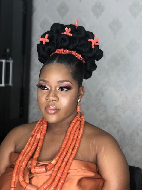 Updo with traditional beads for an edo or Igbo bride Edo Bride Hairstyle, Hair Packing Styles, Natural Hair Packing Styles, Edo Brides, Igbo Bride, Everyday Hair, African Print Dress Ankara, Traditional Marriage, Bridal Hairstyle