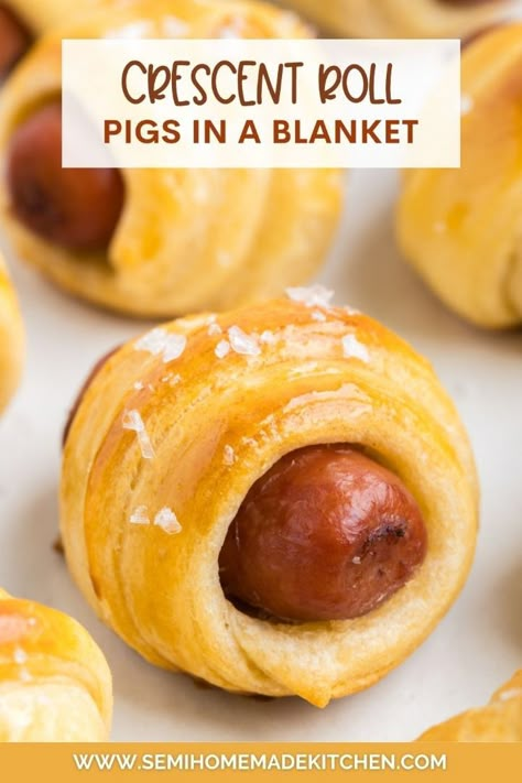 Make your next party a hit with these irresistible crescent roll pigs in a blanket. With only three ingredients, they’re quick to prepare and always a crowd-pleasing appetizer. Easy Savory Recipes, Pigs In Blanket, Easy Crescent Roll Recipes, Crescent Roll Dessert, Lil Smokies, Slow Cooker Appetizers, Thanksgiving Brunch, Easy Finger Food, Semi Homemade