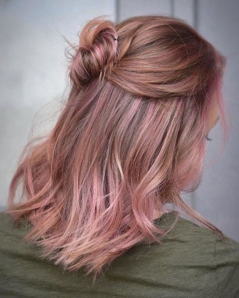 Natural Curls Color Ideas, Blonde Pink Short Hair, Dusty Rose Peekaboo Hair, Blond And Light Pink Hair, Pink Balyage Blonde Hair, Caramel And Pink Hair, Light Pink Underneath Hair Blonde, Short Pink Blonde Hair, Light Pink Hair Underneath