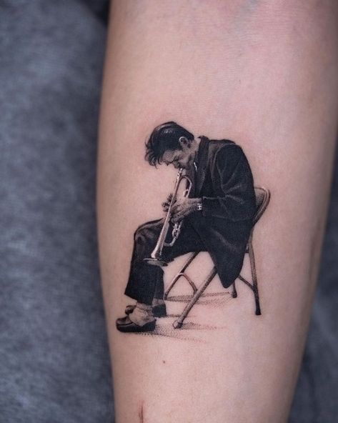 Trumpet Tattoo, Baker Tattoo, Sheet Music Tattoo, Jazz Trumpet, Traditional Tattoo Inspiration, Chet Baker, Trumpet Player, Work Pictures, Jazz Art