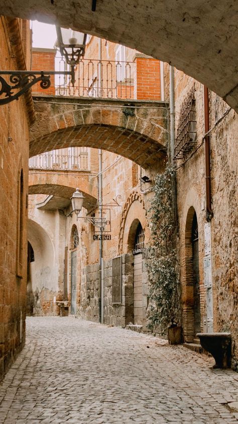 23 Best Places In Italy To Visit On A Road Trip - Hand Luggage Only - Travel, Food & Photography Blog Best Places In Italy, Mediterranean Aesthetic, Dreamy Places, Italy Street, Cities In Italy, Places In Italy, Venice Travel, Italy Aesthetic, Countries To Visit