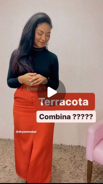 Dryss Modas | Moda Feminina on Instagram: "Chegou a vez do terracota 

Quer se vestir bem… as 
melhores dicas de moda aqui @dryssmodas e arrase no seu look do dia. 

De tendências a truques fashion, este vídeo é o guia completo para o seu armário! Se gostou não deixe de nos seguir, curtir e compartilhar♥️♥️

#modafeminia 
#dicadelook #LookDoDia #moda!" Look Terracota, On Instagram, Instagram