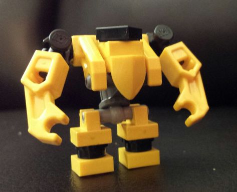 Lego Robot Ideas, Lego Mini Transformers, Lego Mini Robot, Lego Robot Moc, Lego Mini Batmobile, Lego Mini Mech, Lego Accessories, Mobile Frame, Lego Dragon