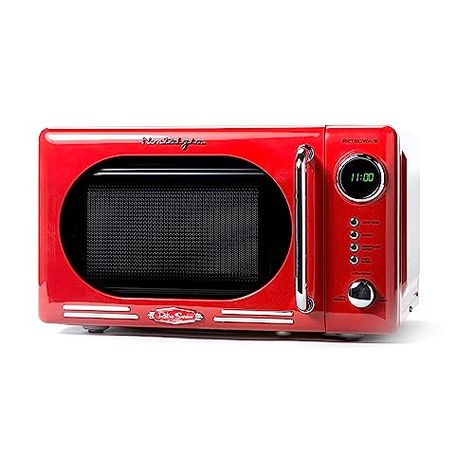 Nostalgia Retro Compact Countertop Microwave Oven - 0.7 Cu. Ft. - 700-Watts with LED Digital Display - Child Lock - Easy Clean Interior - Red Food Nostalgia, Red Microwave, Oven Size, Countertop Microwave Oven, Retro Appliances, Vintage Appliances, Countertop Microwave, 1st Apartment, Built In Microwave