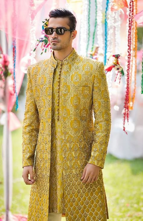 Best Colours We Spotted For Grooms in 2020! Golden Wedding Dress, Wedding Dress For Men, Wedding Outfits For Men, Man Dress Design, Indian Groom Dress, Wedding Dresses Men, Mens Indian Wear, Wedding Kurta For Men, Haldi Function