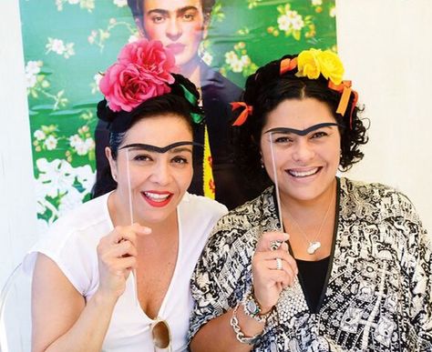 Frida Kahlo Photo Props. this is fun. Double Quinceanera, Mexican Bachelorette, Mexican Theme Party, Mexico Party, Mexican Birthday, Mexican Theme, Mexican Party Theme, Mollie Makes, Party Hostess