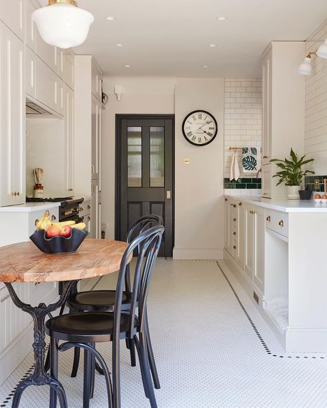 Roxanne Fregona (@vincent_the_house) • Instagram photos and videos The Galley Kitchen, Small Dining Room Decor, Side Return Extension, Calming Interiors, Morris Homes, Victorian Living Room, Side Return, Living Etc, Galley Kitchen