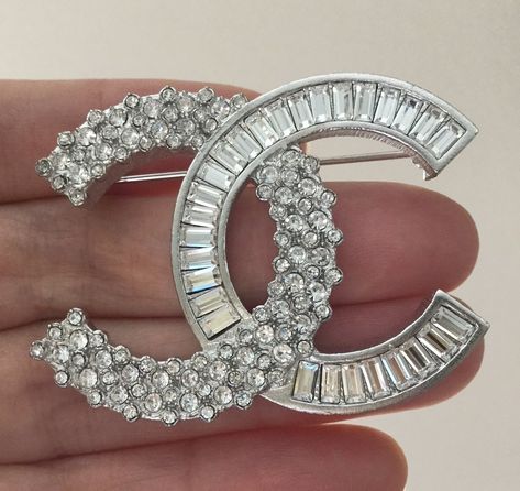 CHANEL+Silver+Crystal+Asymmetric+Fashion+Brooch+Pin+18+P+Authentic+NIB Asymmetric Fashion, Chanel Jewellery, Chanel Pins, Chanel Aesthetic, Brooch Style, Chanel #1, Chanel Brooch, Chanel Camellia, Chanel Casual