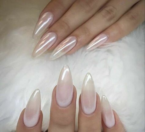 Pearl Bride Nails, Chrome Nails Matte, White Chrome Powder, Chrome Nails Silver, Tan Nails, White Chrome Nails, Red Chrome, Chrome Nail Art, Chrome Nail Powder