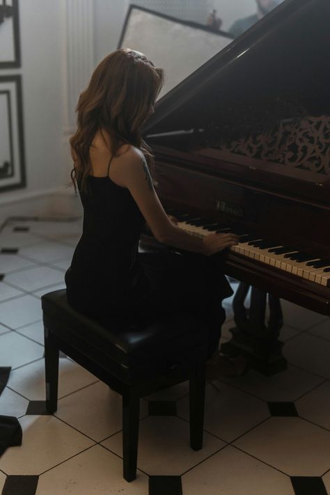 The Blood We Crave, Piano Photography, Invisible Life Of Addie Larue, Piano Girl, Addie Larue, Ginger Girls, Piano Player, Playing Piano, Music Aesthetic