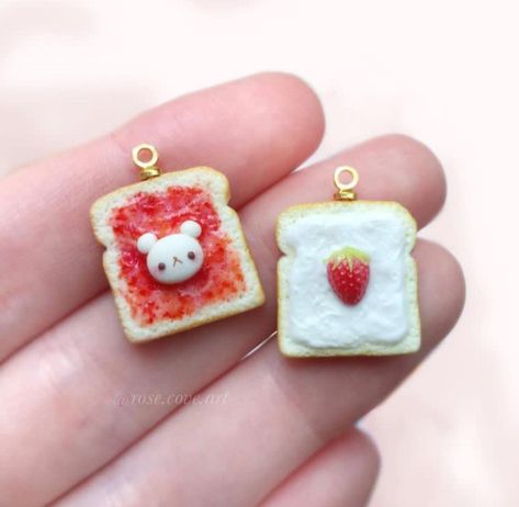 Soft Clay Crafts, Cute Polymer Clay Kawaii, Soft Clay Ideas, Soft Clay Art, Kawaii Clay Ideas, Cute Polymer Clay Charms, Polymer Clay Charms Kawaii, Kawaii Clay Charms, Cupcake Clay