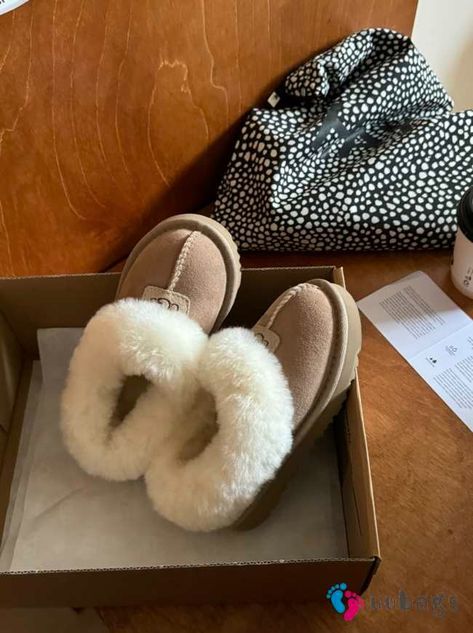 Uubags | UGG Kids' Tazzlita Sheepskin Shoes In Brown - uubags.org Tazz Ugg Braid, Tazzlita Ugg, Ugg Tazzlita, Cozetta Curly Ugg, Uggs Handbag, Ugg Cluggette, Lv Slippers, Chanel Coat, Ysl Wallet