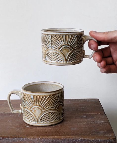 Handmade Cups Ideas, Handmade Pottery Mugs Ideas, Pottery Coffee Cup, Pottery Sets Ideas, Handmade Cups Ceramic Pottery, Ceramics Ideas Pottery Inspiration, Clay Cup Ideas, Pottery Carving Ideas, Homemade Ceramics