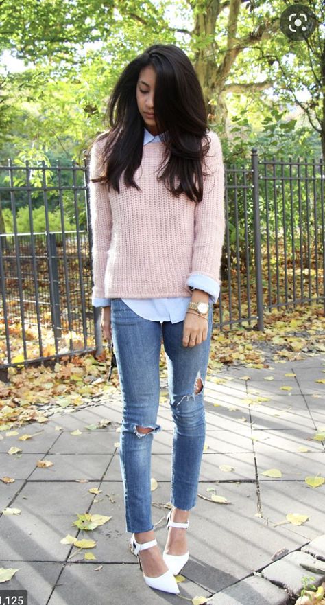 Light Pink Sweater Outfit Winter, Light Pink Sweater Outfit, Pink Sweater Outfit Winter, Pink Jumper Outfit, Sweater Outfit Winter, Spring Women Outfits, Pink Sweater Outfit, Dusty Pink Sweater, Light Pink Sweater