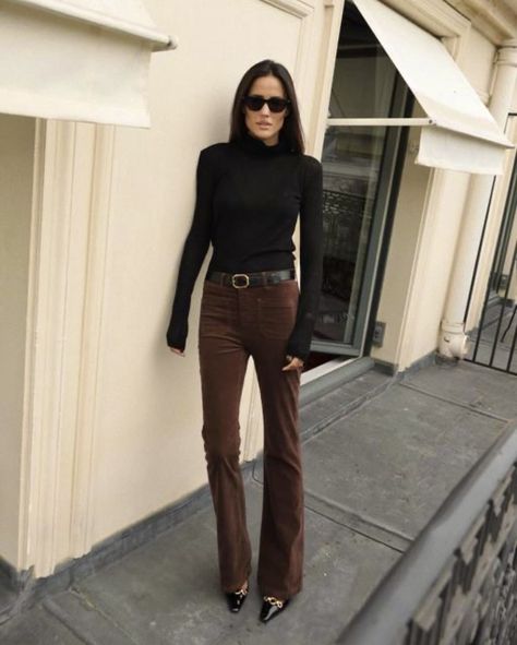 Brown Velvet Pants Outfit, Velour Pants Outfit, Velvet Pants Outfit, Alex Riviere, Brown Pants Outfit, Corduroy Pants Outfit, Five Jeans, Velour Pants, October 2