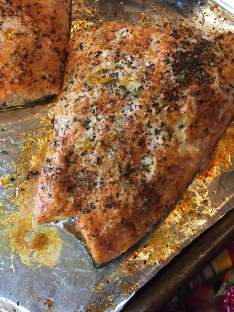 Steamed Salmon Recipes Steamer, Steam Salmon Recipes, Steamed Food Recipes, Steamed Salmon Recipes, Salmon On The Stove, Steamed Salmon, Steam Salmon, Steamed Food, Steak In Oven