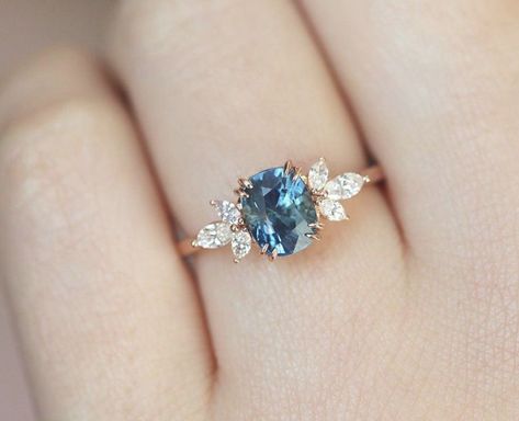 Wedding Rings Sapphire, Best Wedding Rings, Jewellery Market, Jewellery Organizer, Kohls Jewelry, Blue Wedding Rings, Wedding Ring Cushion, Rings Sapphire, Jewellery Shops