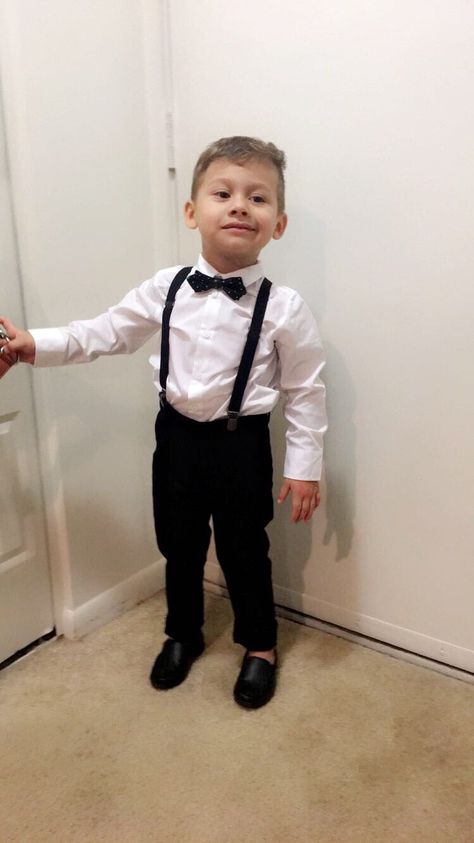 Ring Bearer Outfit Black And White, Ring Bearer Outfit Black, Black White Dress Outfit, Black Tie Birthday Party, Boys Dressing Style, Baby Boy Wedding Outfit, Wedding Page Boys, Wedding Outfit For Boys, White Suspenders