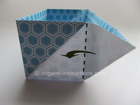 Origami Baggi Box Step 11 Origami Box Instructions, Cool Origami, Origami Bowl, Origami Wall Art, Box Origami, Box Folding, Paper Box Diy, Origami Paper Folding, Creative Origami