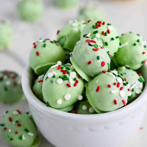 Grinch Balls (Truffles) Grinch Oreo Balls, Grinch Balls, Grinch Truffles, Original Fantasy Fudge Recipe, Oreo Balls Christmas, Fantasy Fudge Recipe, No Bake Truffles, Crockpot Christmas, Oreo Cookie Balls