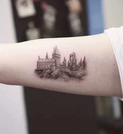 Harry Potter Hogwarts Tattoo, Harry Potter Castle Tattoo, Harry Potter Sleeve, Hogwarts Castle Tattoo, Tiny Harry Potter Tattoos, Rockstar Tattoo, Harry Potter Tattoo Sleeve, Hogwarts Tattoo, Harry Tattoos