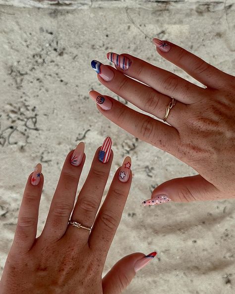 #fourthofjuly #4th #america #usa #independence #nails #usflag #flag #naildesign Usa Flag Nails, America Nails 4th Of July, Independence Nails, Flag Nails, America Nails, America Birthday, Us Flags, 4th Of July Nails, July Nails