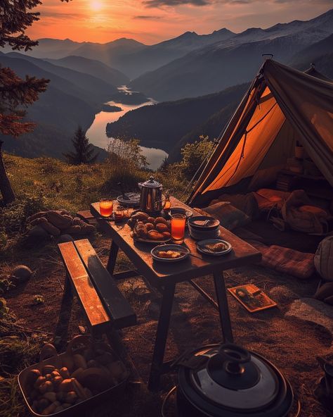 @interioryesplz • Instagram photos and videos Camping Photos, Camping Photo, Camping Inspiration, Camping Vibes, Mountain Camping, Camping Aesthetic, Starry Nights, Pretty Landscapes, Camper Life