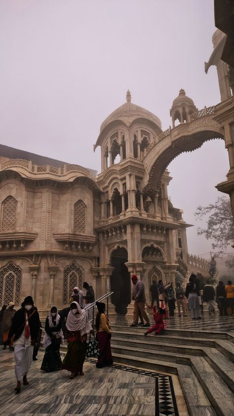 Sanatan Aesthetic, Vrindavan Aesthetic, Vrindavan Dham Images, Abhi Na Jao, Mero Vrindavan, Krishna Balram, Fake Insta Story, Vrindavan Photography, Vrindavan Dham