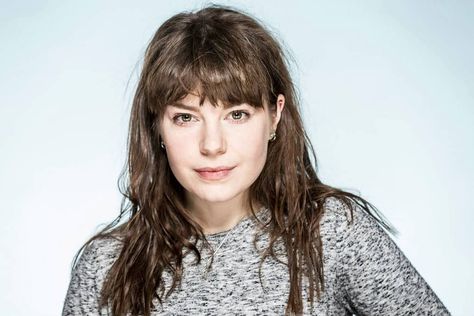 Aimee Ffion Edwards Biography, Wiki, Net Worth, Partner, Career Esme Shelby, Aimee Ffion Edwards, Mackenzie Crook, Steve Pemberton, Young Vic, Reece Shearsmith, Jenny Jones, Ballet Lessons, Holby City