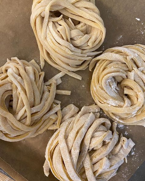 Home Made Pasta, Pasta Aesthetic, Pasta Italiana, Chefs Kiss, Summer Wines, Homemade Pasta, Ig Stories, Pretty Food, Aesthetic Food