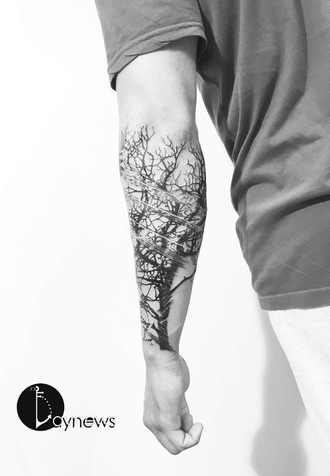 Tree Tree Tatoos Man, Grooming Tattoo, Tree Roots Tattoo, Tree Sleeve Tattoo, Tree Tattoo Forearm, Tree Tattoo Arm, Tree Sleeve, Tree Tattoo Men, Roots Tattoo