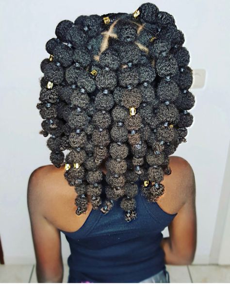 Beautiful Cabello Afro Natural, Kid Braid Styles, Afrikaanse Mode, Natural Hairstyles For Kids, Girls Natural Hairstyles, Braids For Kids, Afro Punk, Kids Braided Hairstyles