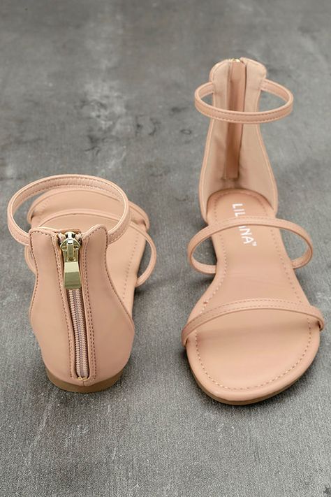 Wedding Boards, Homecoming Shoes, Ankle Strap Sandals Flat, Bridesmaid Ideas, Pretty Sandals, Fashion Shoes Heels, Grade 7, Fashion Vocabulary, Ankle Strap Flats