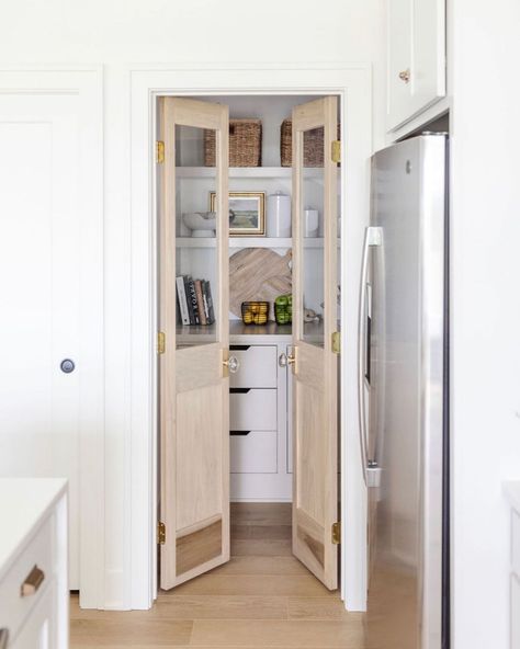 From bright and bold to soft and subtle, check out some our favorite pantry door ideas to get some inspiration for your own space. Kitchen Glass Door, Rustic Pantry Door, Narrow Pantry, Pantry Interior, Kitchen Pantry Doors, White Pantry, Hidden Pantry, Perfect Pantry, Built In Pantry